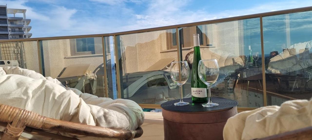 Esmeralda Suites Sunrise Con Piscina Calp Exterior foto