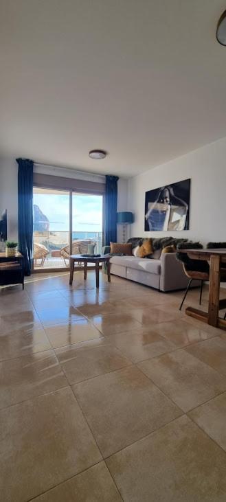 Esmeralda Suites Sunrise Con Piscina Calp Exterior foto