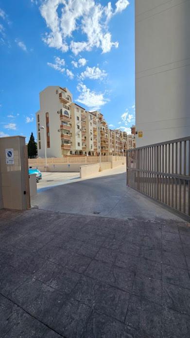 Esmeralda Suites Sunrise Con Piscina Calp Exterior foto