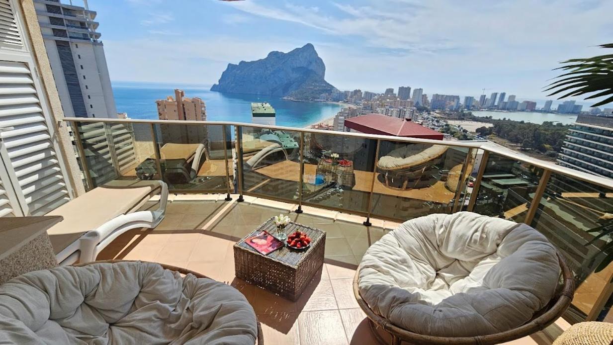 Esmeralda Suites Sunrise Con Piscina Calp Exterior foto