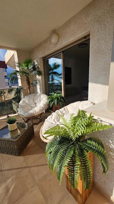 Esmeralda Suites Sunrise Con Piscina Calp Exterior foto